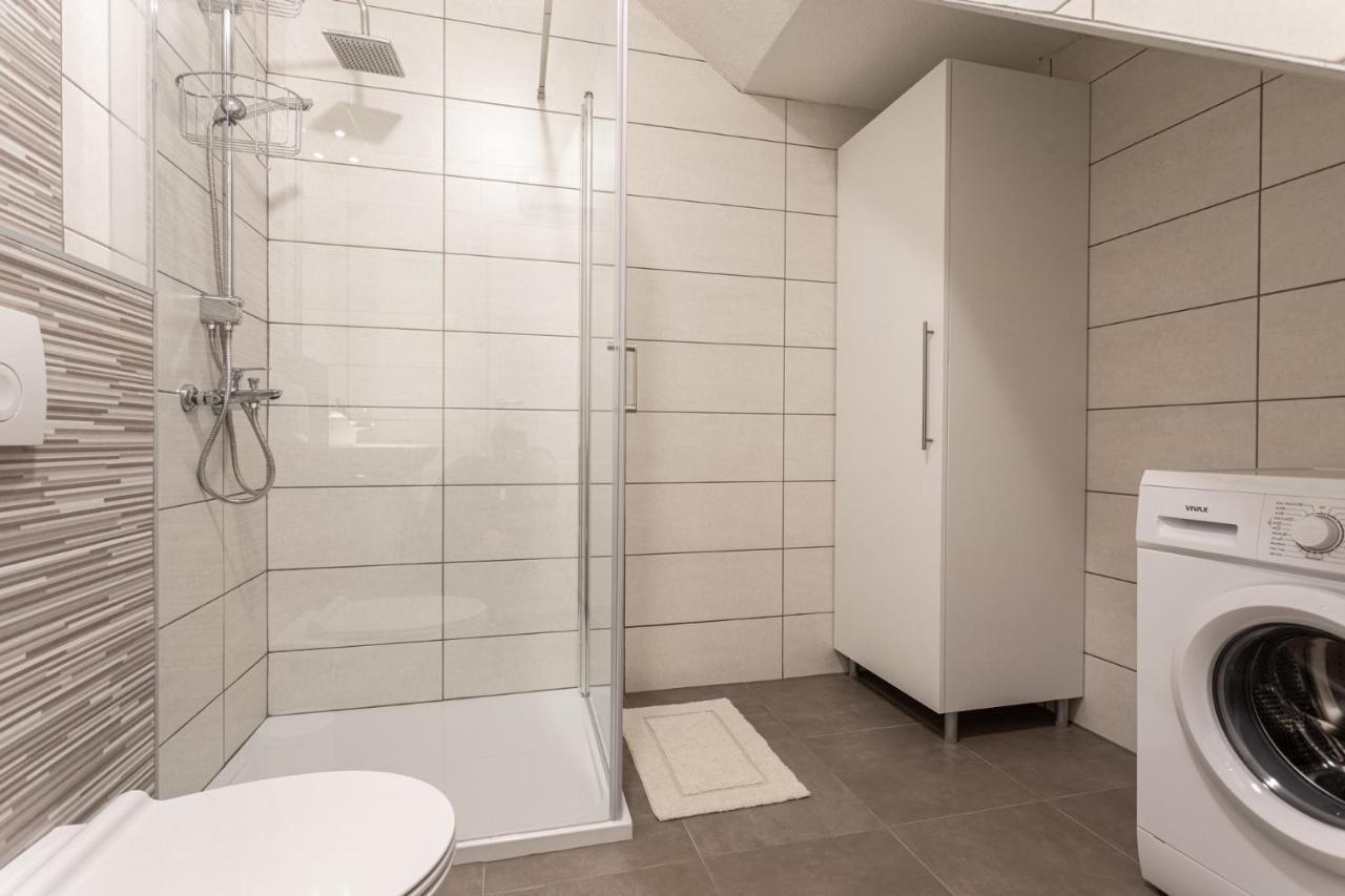 Villa Elm Milohnici Esterno foto