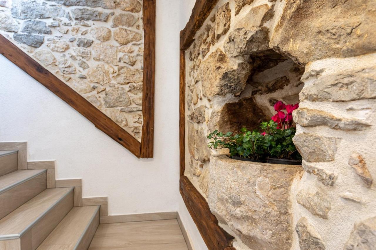 Villa Elm Milohnici Esterno foto