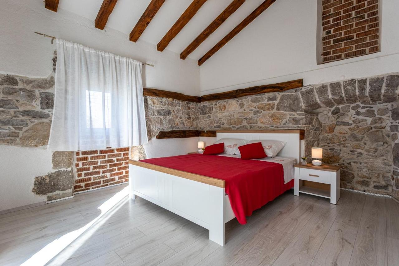 Villa Elm Milohnici Esterno foto