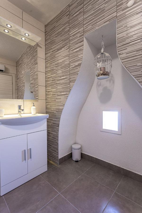 Villa Elm Milohnici Esterno foto