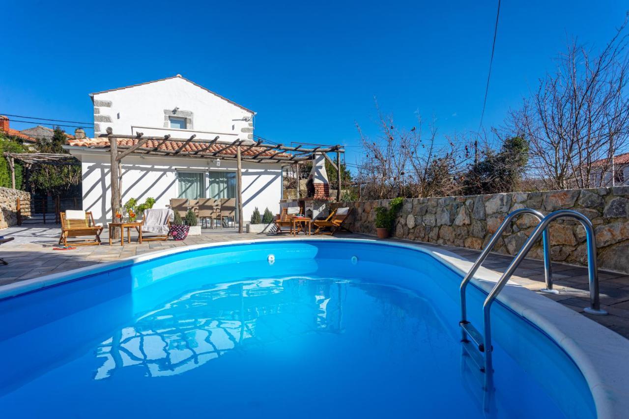 Villa Elm Milohnici Esterno foto
